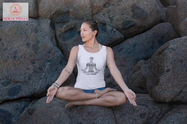 Frau Felsen Meditation Yoga Meditationspose Begriffe Wortwolke Tank Top Weiß